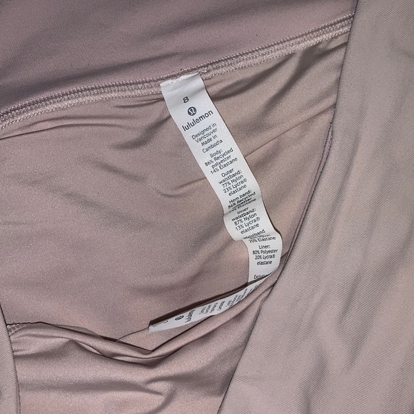 Lululemon Run The Line Short *Reflective 3" - Picture 6 of 6